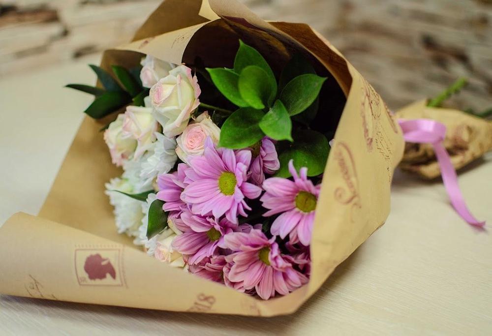 Букет цветов из: Розы и Хризантемы в Мордово