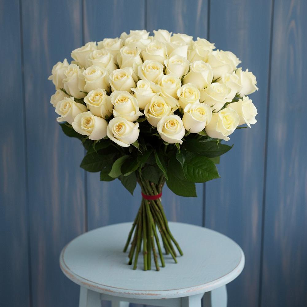 Букет 51 Белая роза Эдлесс Лав в Мордово