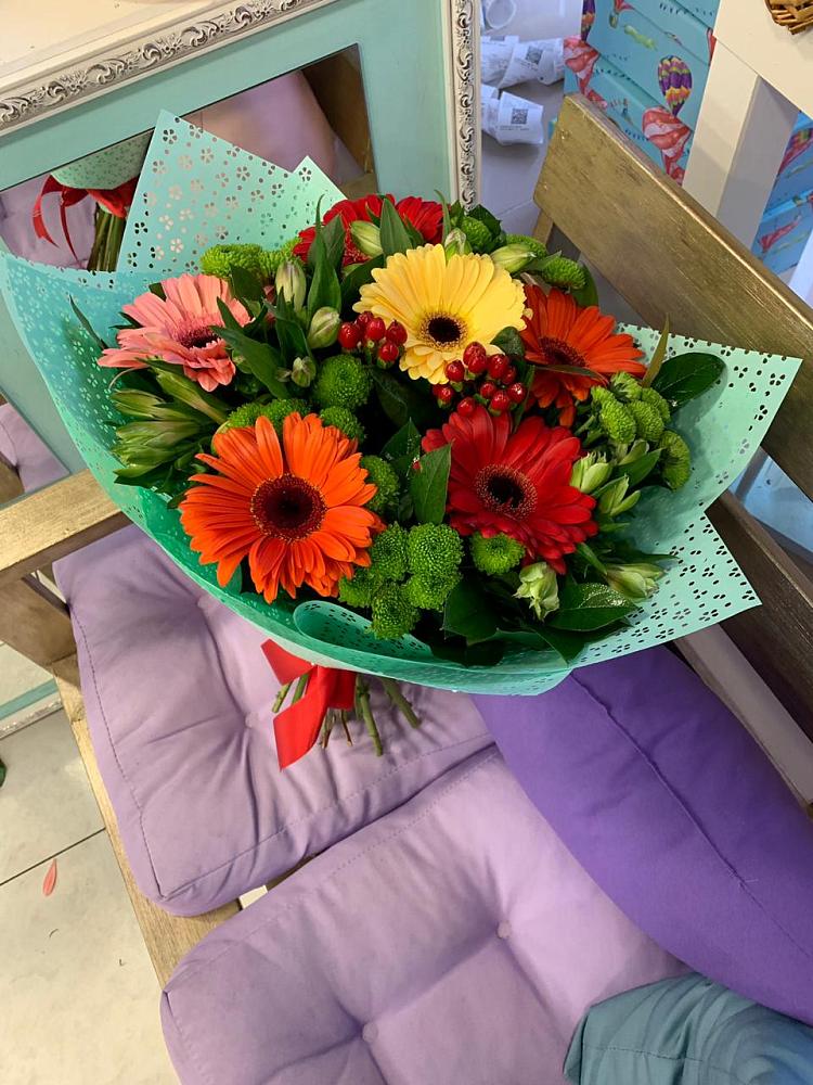 Букет цветов из: Герберы, Хризантемы и Альстромерии в Мордово