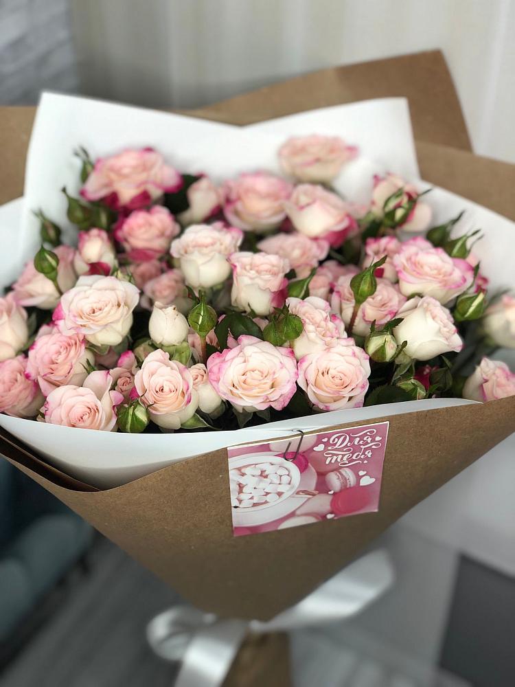 Букет цветов из: Розы в Мордово