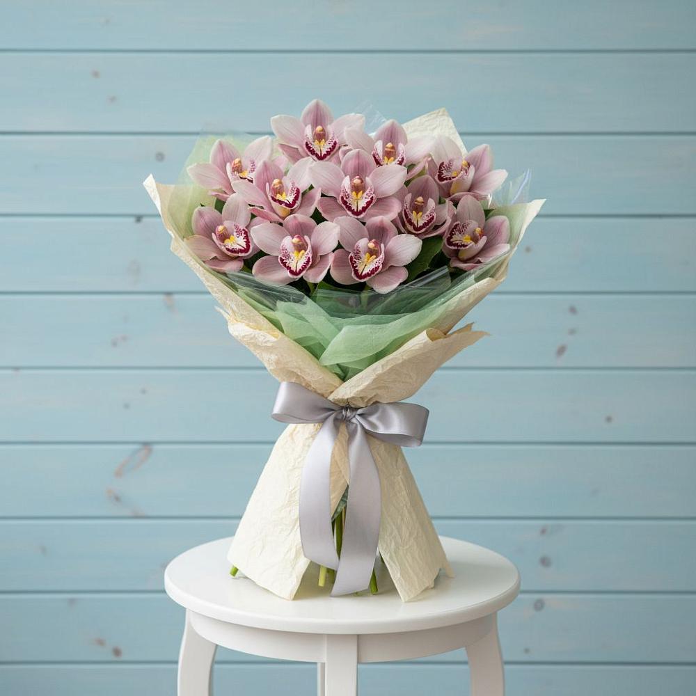 Букет цветов из: Орхидеи и Розы в Мордово