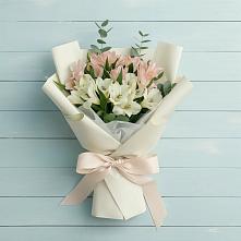 Букет цветов из:  Альстромерии в Мордово