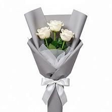 Букет 3 белые розы в Мордово