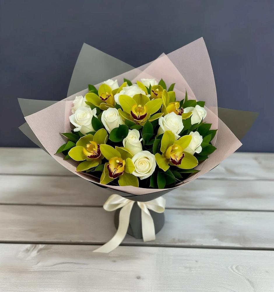 Букет цветов из: Орхидеи и Розы в Мордово