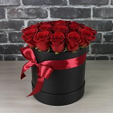 Цветочная композиция из Розы в шляпной коробке в Мордово