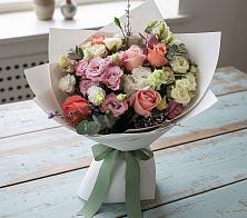 Букет цветов из:  Розы, Лизиантусы и Гвоздики в Мордово