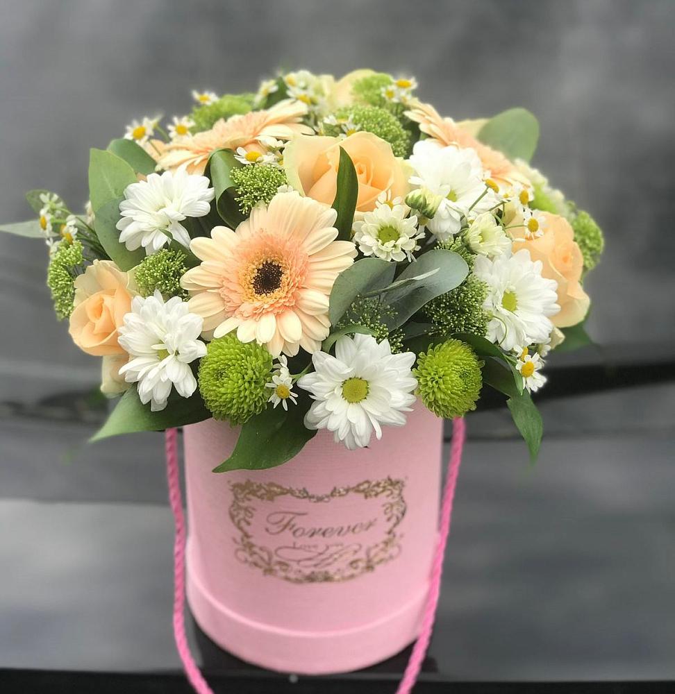 Цветочная композиция из Розы, Герберы и Хризантемы в шляпной коробке в Мордово